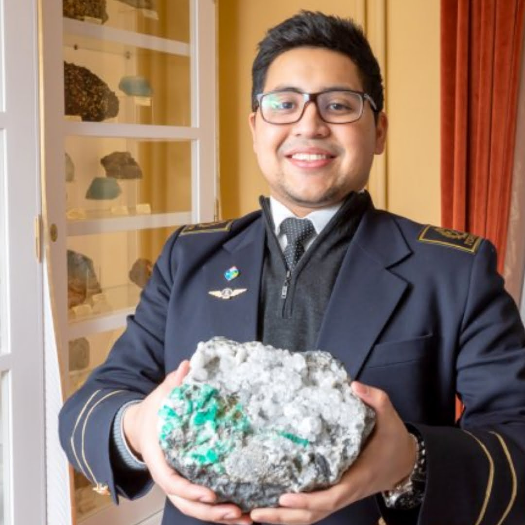 <strong><span style="font-size:20px;">Antonio Torres Echeverría</span></strong></span>